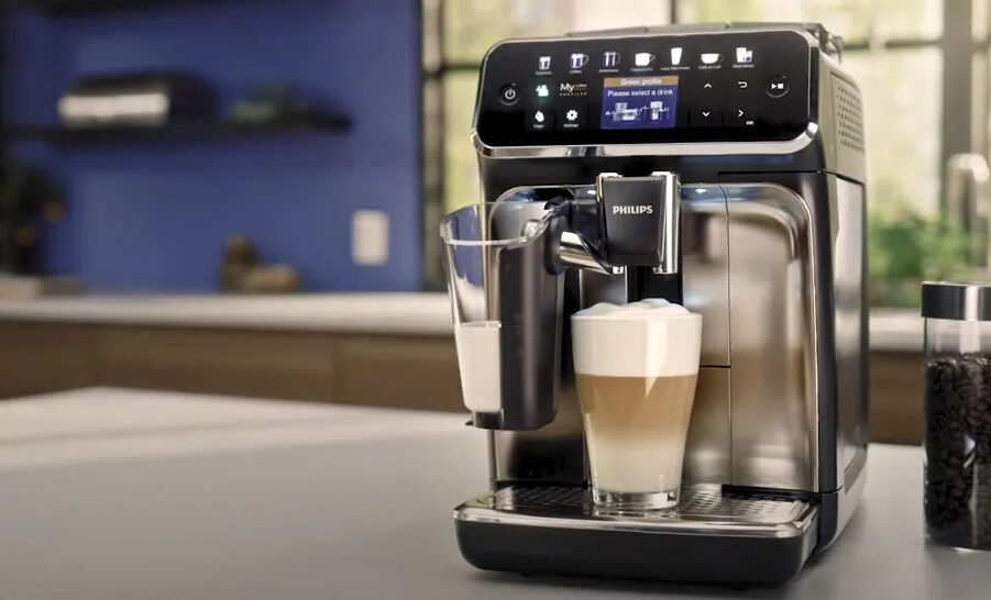 La cafetera De'Longhi que integra molinillo y te permite personalizar  deliciosos cafés como un barista