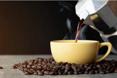 ¿Cómo hacer café en la cafetera italiana, automática y manual?
