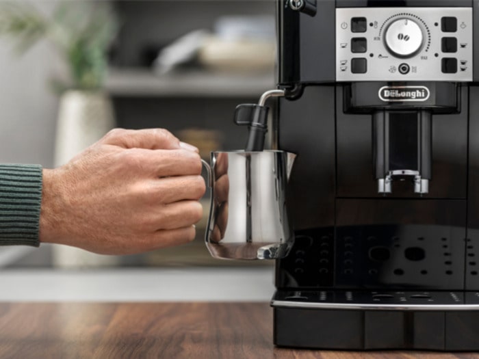 Cómo descalcificar la cafetera De'Longhi magnifica S? 